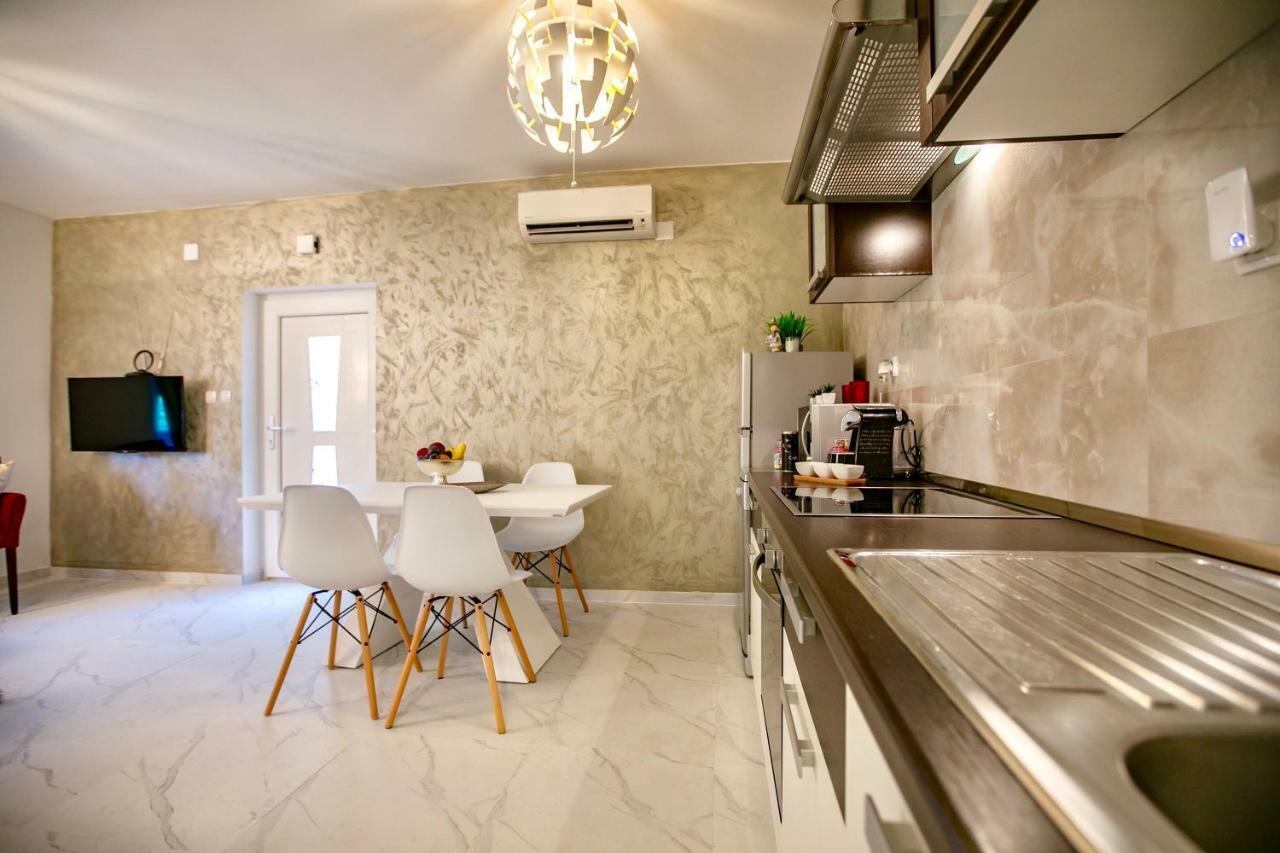 Ena Apartment Сплит Екстериор снимка