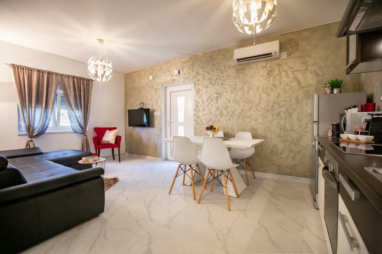 Ena Apartment Сплит Екстериор снимка